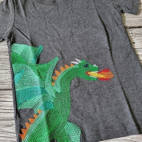 Dragon Superstitch T-Shirt Boutique Small Shop T-Shirt NWT - Picture 7 of 8
